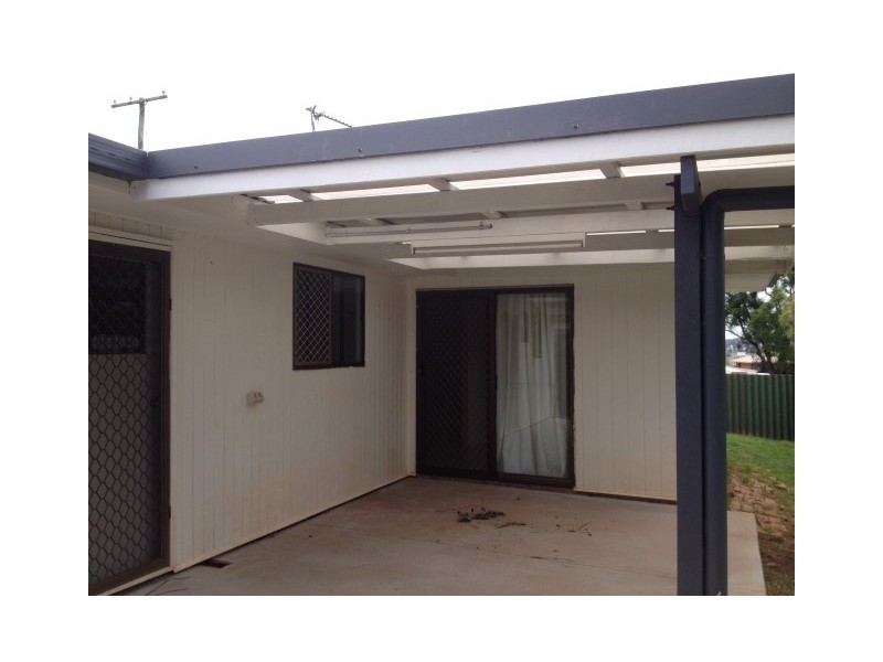 120 Hogg Street, Wilsonton QLD 4350