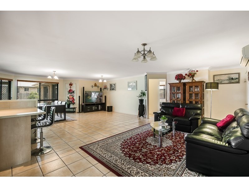 8 Lavarack Street, Darling Heights QLD 4350