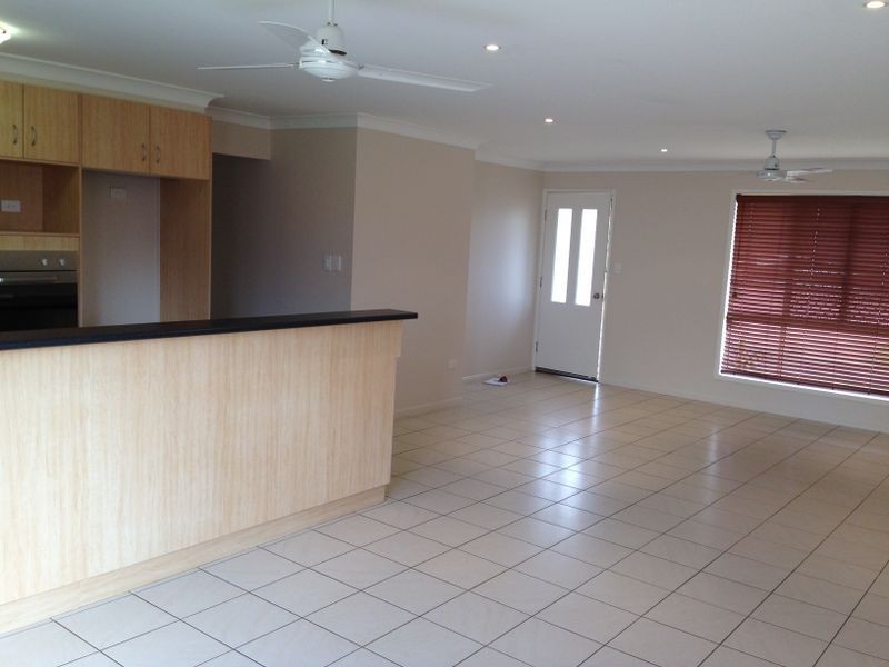 14 Willowburn Drive, Rockville QLD 4350