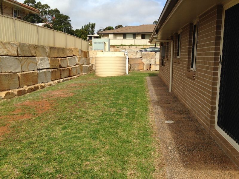 14 Willowburn Drive, Rockville QLD 4350