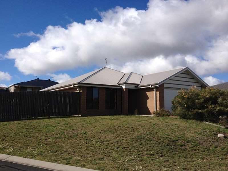 36 Sunset Drive, Glenvale QLD 4350