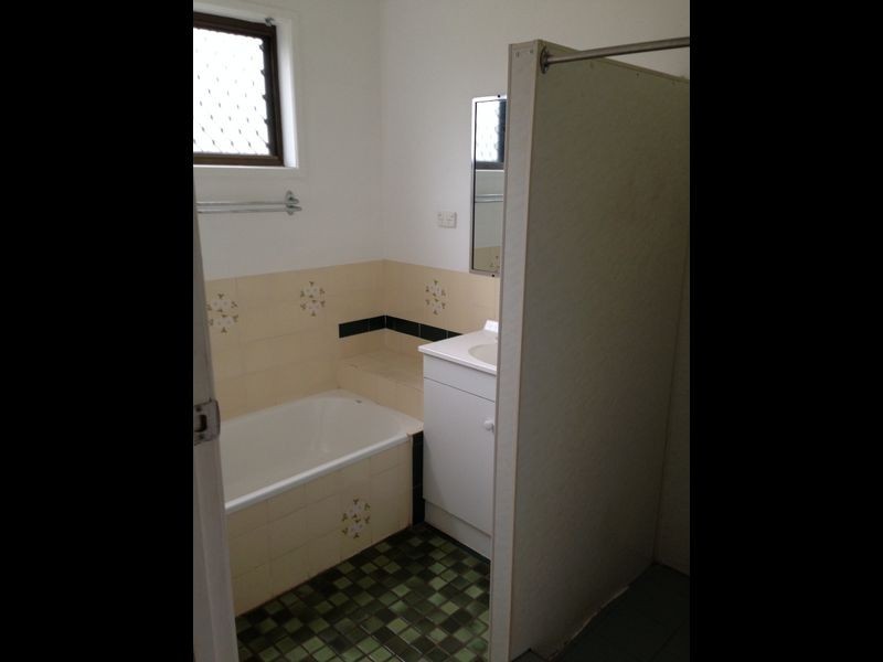 19B Esmond Street, Rockville QLD 4350