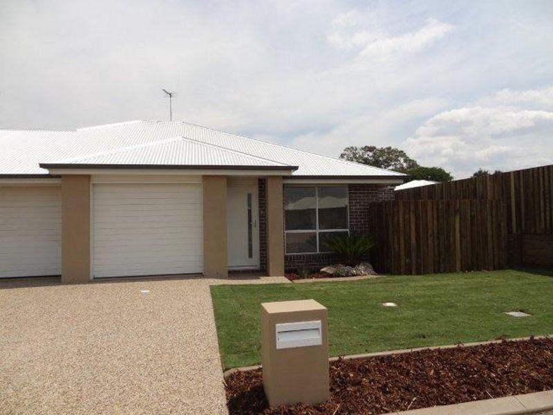 3/3 Sambar Court, Kearneys Spring QLD 4350