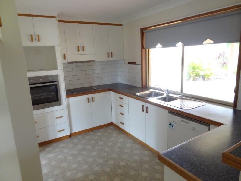 488 West Street, Kearneys Spring QLD 4350