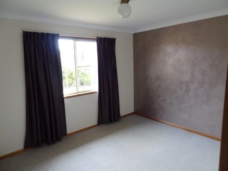 488 West Street, Kearneys Spring QLD 4350