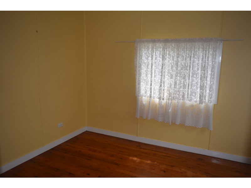 63 Llewellyn Street, Centenary Heights QLD 4350