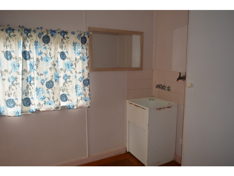 63 Llewellyn Street, Centenary Heights QLD 4350