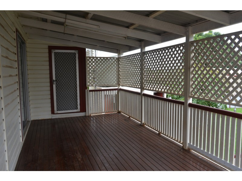 63 Llewellyn Street, Centenary Heights QLD 4350