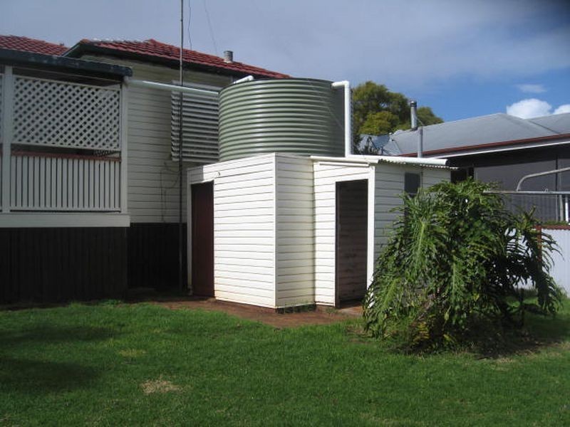 63 Llewellyn Street, Centenary Heights QLD 4350