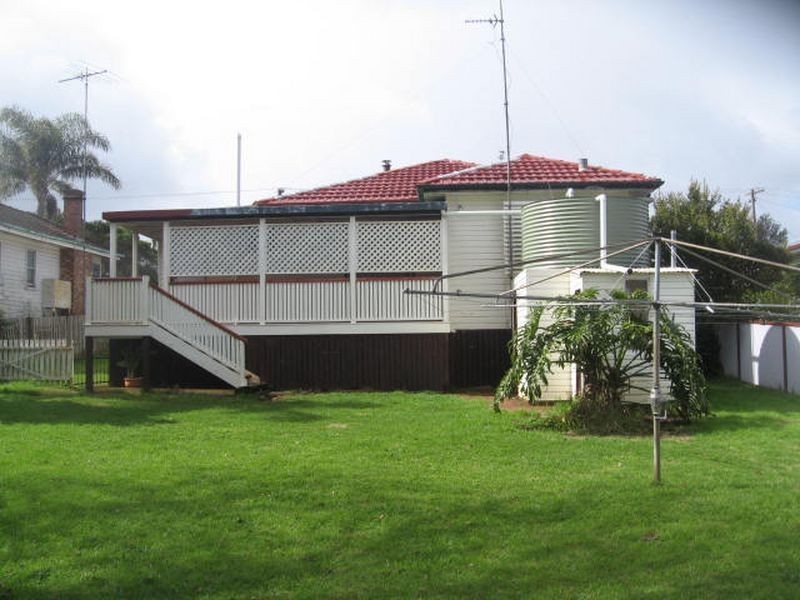 63 Llewellyn Street, Centenary Heights QLD 4350