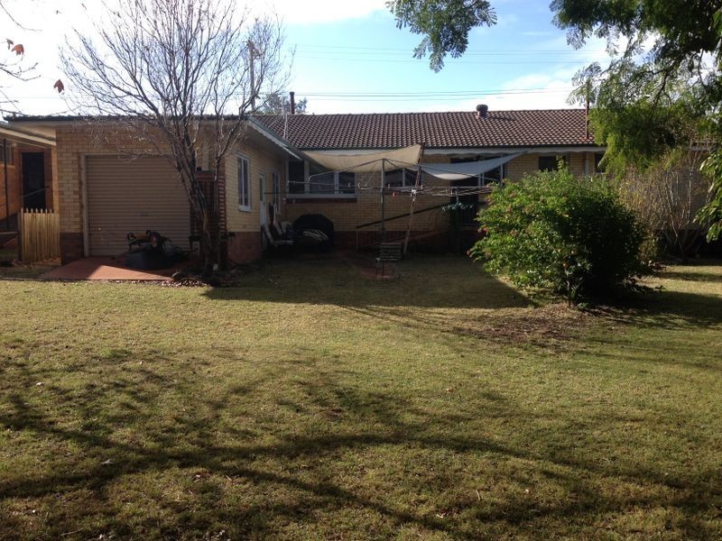 73 High Street, Rangeville QLD 4350