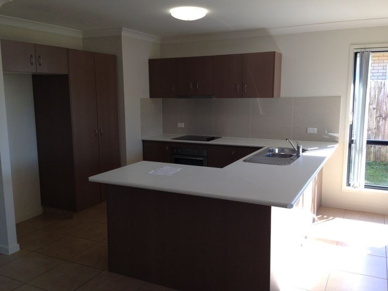 10 High Court Drive, Blue Mountain Heights QLD 4350