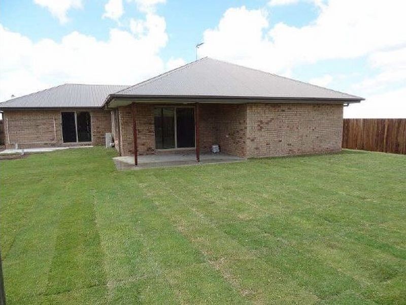 47 Edwin Street, Westbrook QLD 4350