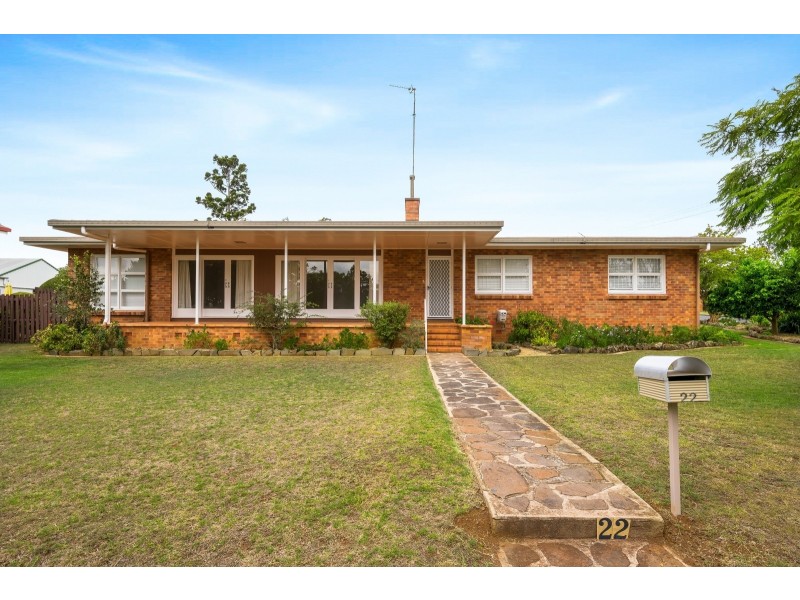 22 Burke Street, Rangeville QLD 4350