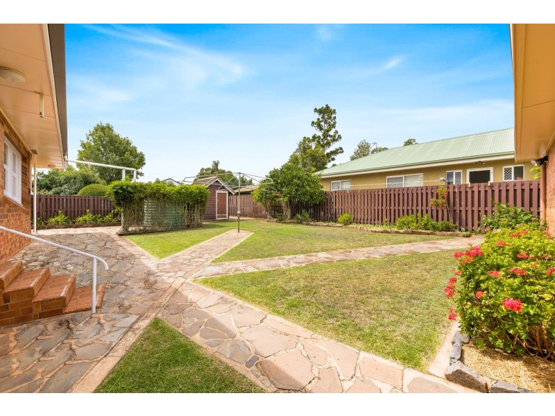 22 Burke Street, Rangeville QLD 4350