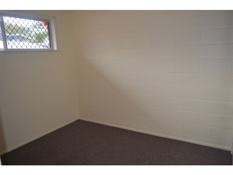 2/12 Tara Street, Wilsonton QLD 4350