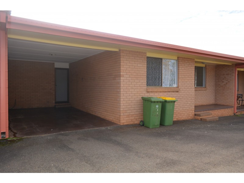 2/12 Tara Street, Wilsonton QLD 4350