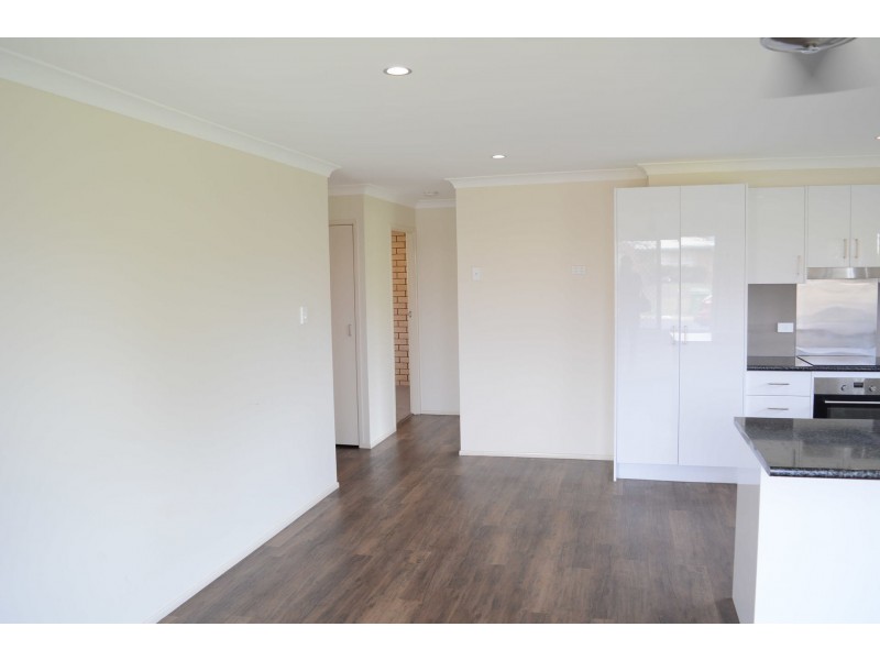 2/1 Hoffman Street, Kearneys Spring QLD 4350