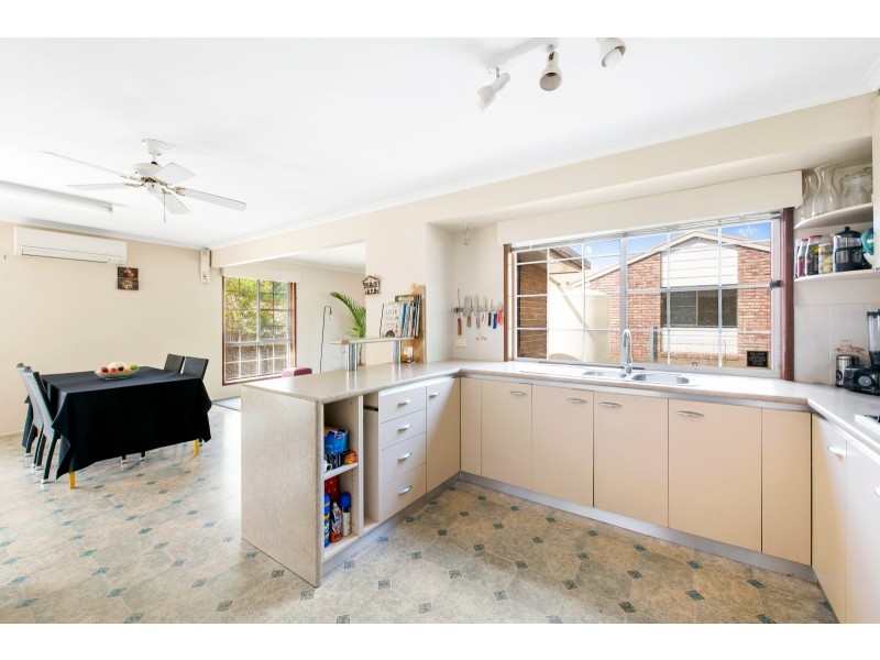 6 Luxford Street, Kearneys Spring QLD 4350