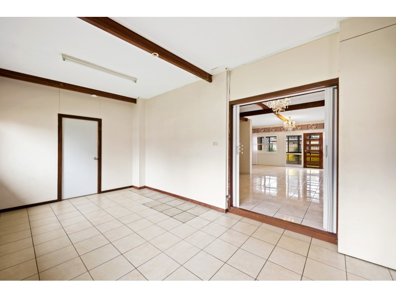 20 Cathro Street, Rockville QLD 4350