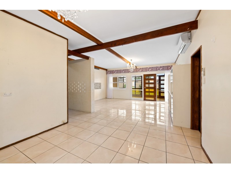 20 Cathro Street, Rockville QLD 4350