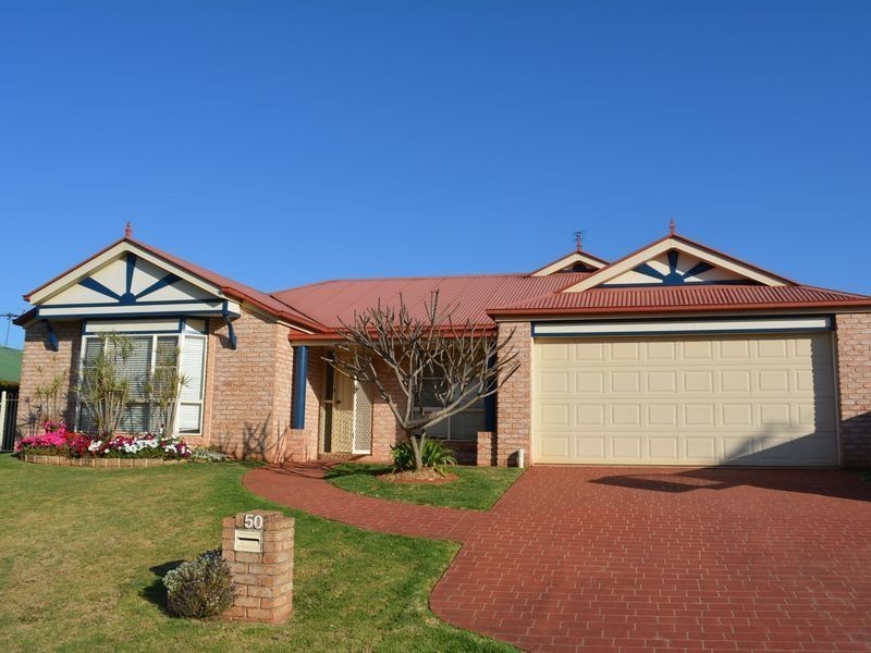 50 Bouganvillea Drive, Middle Ridge QLD 4350