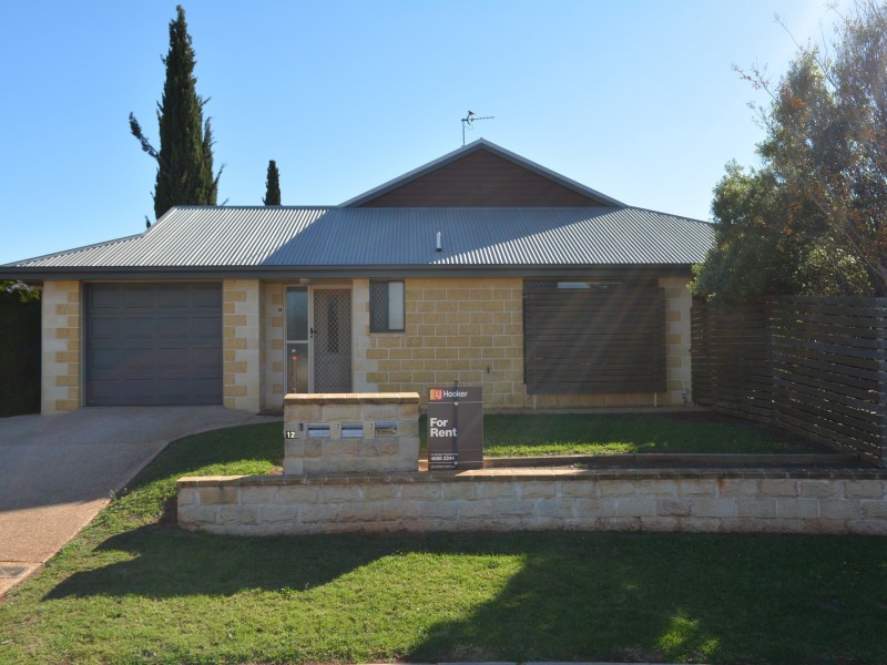 1/12 Uniplaza Court, Kearneys Spring QLD 4350