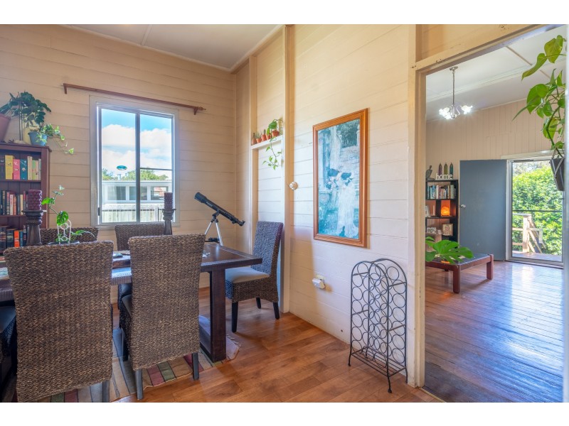 28 Clairmont Street, Newtown QLD 4350