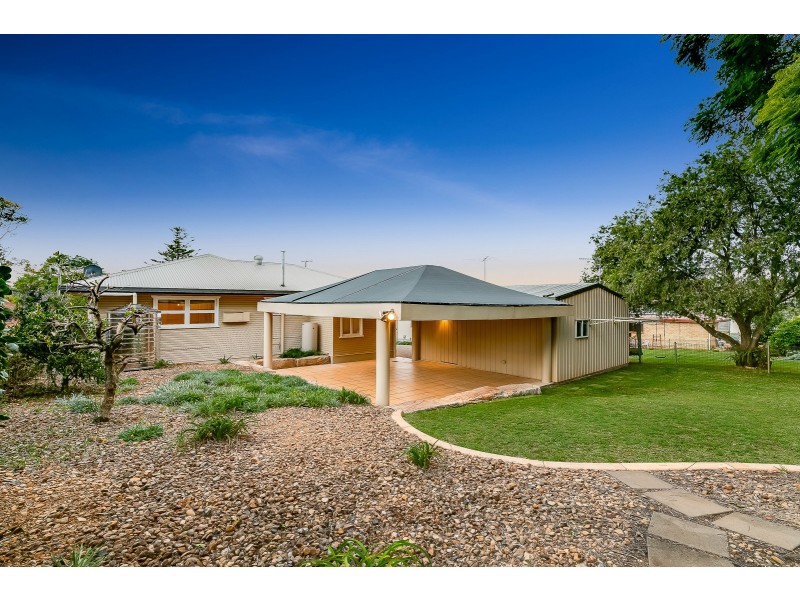 20 Cossart Street, Centenary Heights QLD 4350