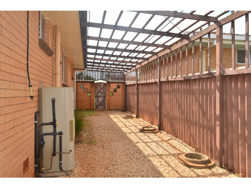 48 Fitzpatrick Street, Wilsonton QLD 4350