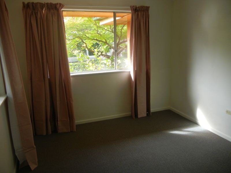 237 West Street, Harristown QLD 4350