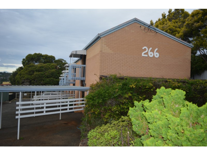2/266 West Street, South Toowoomba QLD 4350