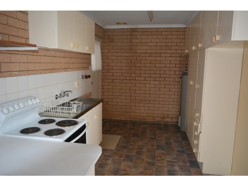 2/266 West Street, South Toowoomba QLD 4350