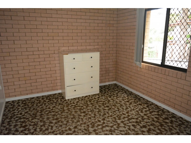 2/266 West Street, South Toowoomba QLD 4350