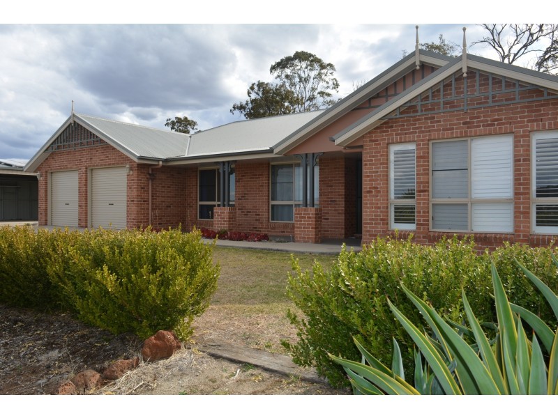 7 Wodalla Court, Hodgson Vale QLD 4352