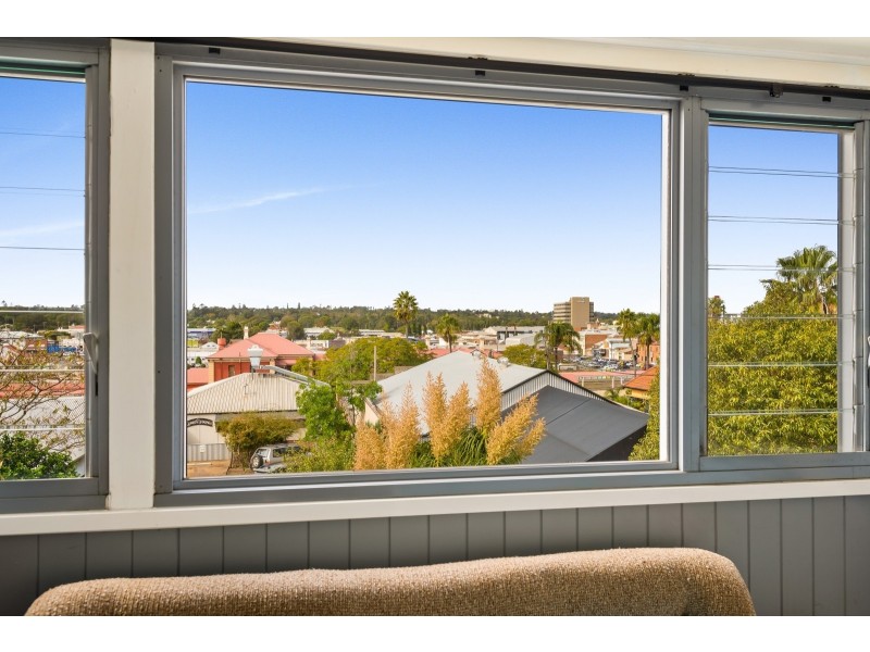 5 Royal Street, Toowoomba City QLD 4350