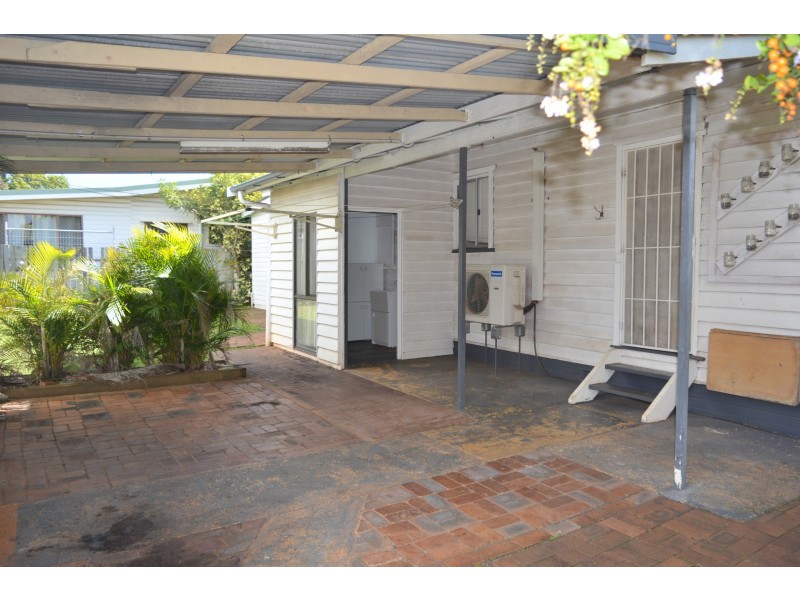 4 Wombyra Street, Newtown QLD 4350