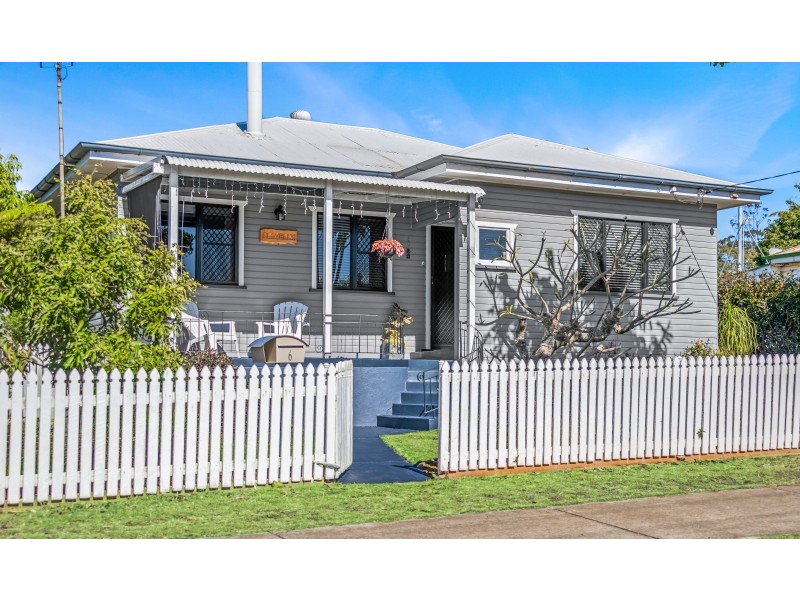 6 Farquharson Street, Harristown QLD 4350