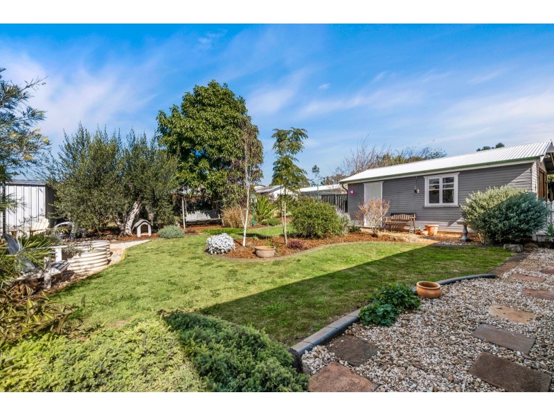 6 Farquharson Street, Harristown QLD 4350