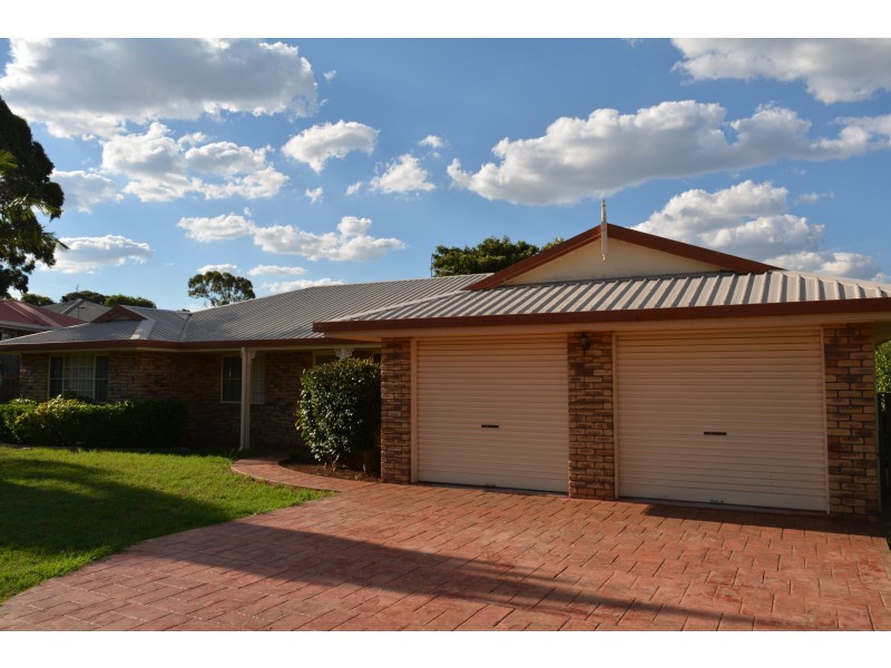 9 Araluen Court, Kearneys Spring QLD 4350