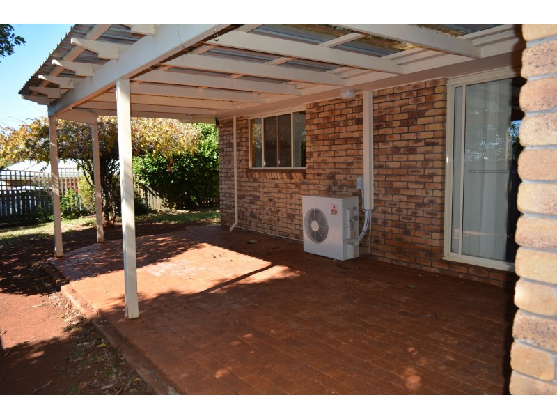 9 Araluen Court, Kearneys Spring QLD 4350