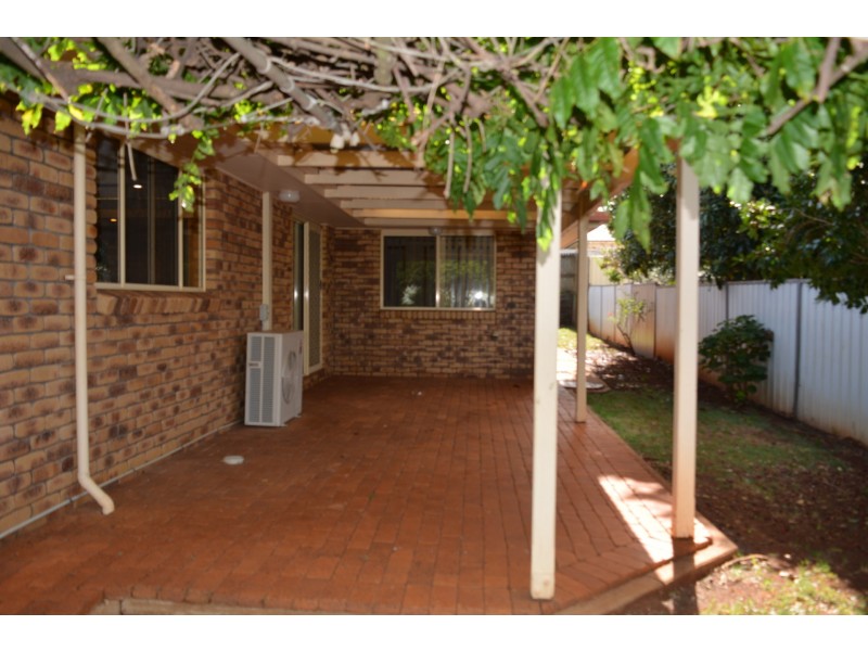 9 Araluen Court, Kearneys Spring QLD 4350
