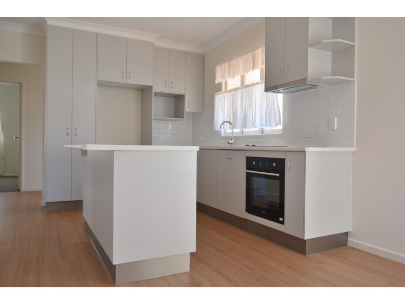 228A Bridge Street, Newtown QLD 4350