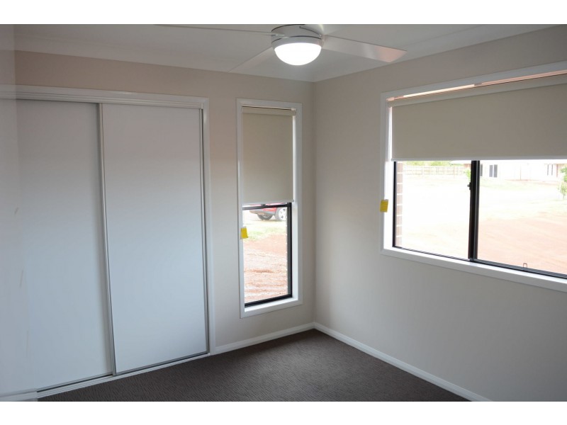 34 Entabeni Drive, Kearneys Spring QLD 4350