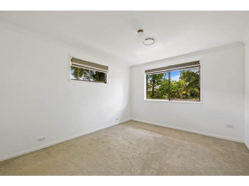 4 Burgundy Street, Wilsonton Heights QLD 4350