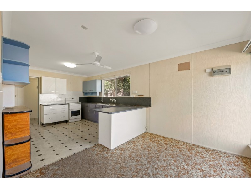 23 Hunter Street, Centenary Heights QLD 4350