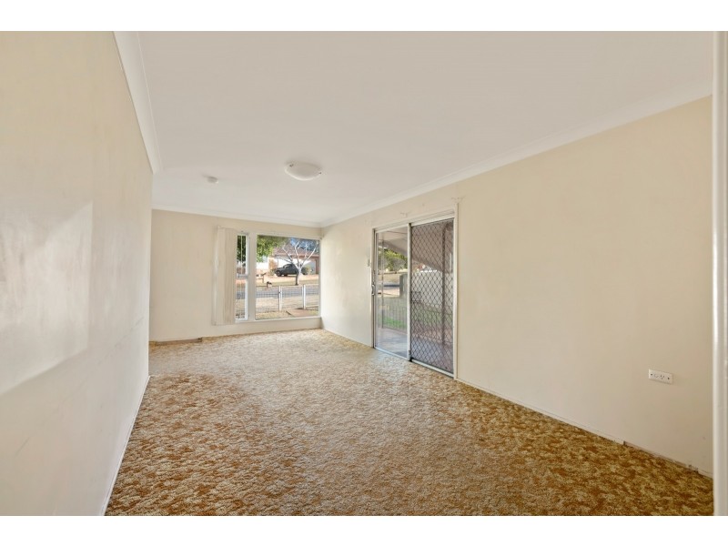 23 Hunter Street, Centenary Heights QLD 4350