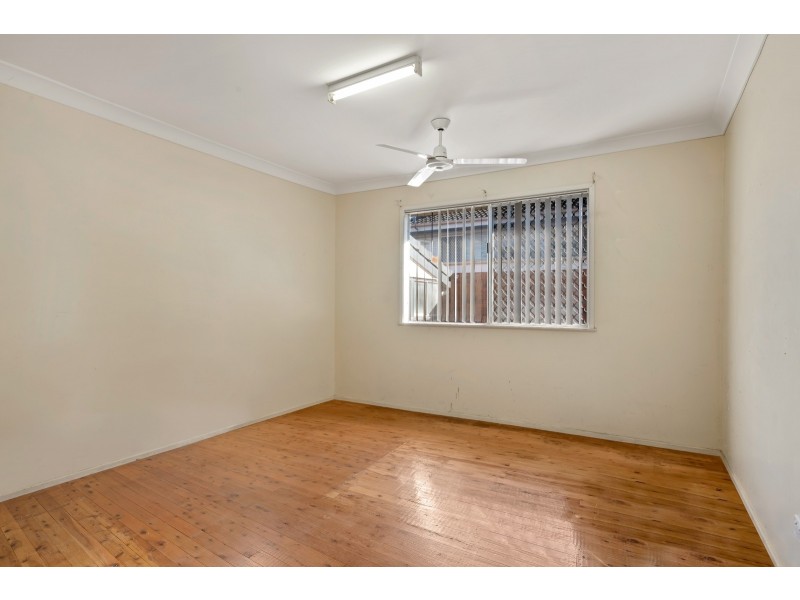 23 Hunter Street, Centenary Heights QLD 4350