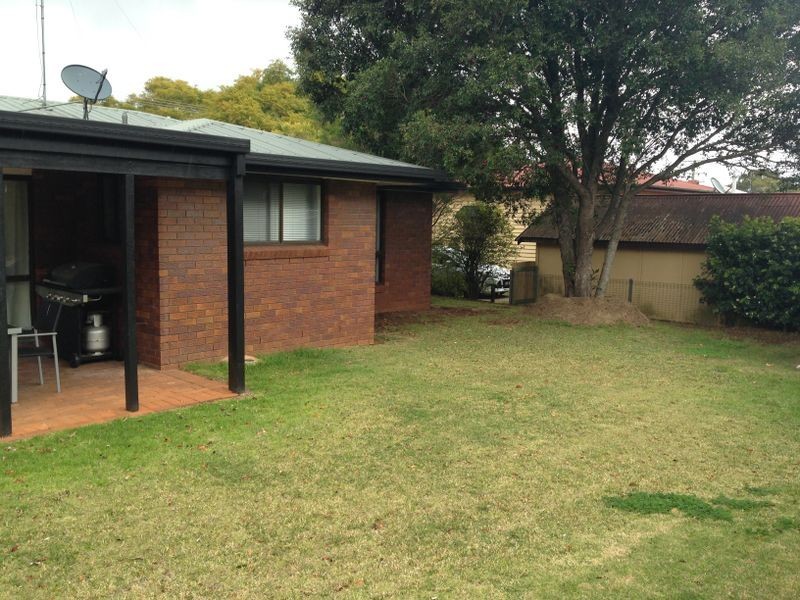 169a Long Street, South Toowoomba QLD 4350