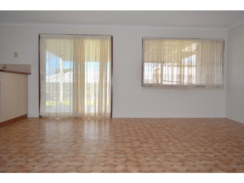 16 Fern Drive, Kearneys Spring QLD 4350